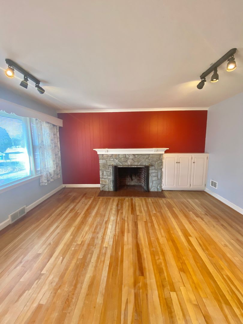 Gorgeous 2 Bedroom, 2 Bathroom Home! – photo 3
