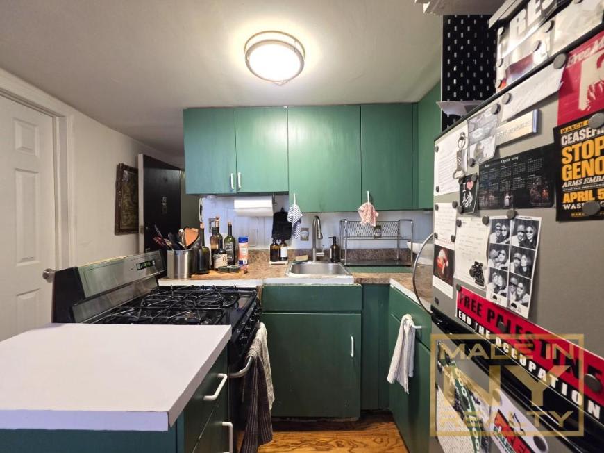 116 West 87th St – photo 3