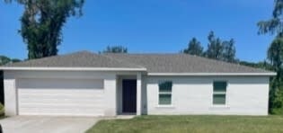 1390 Mariner Avenue Southeast – photo 1