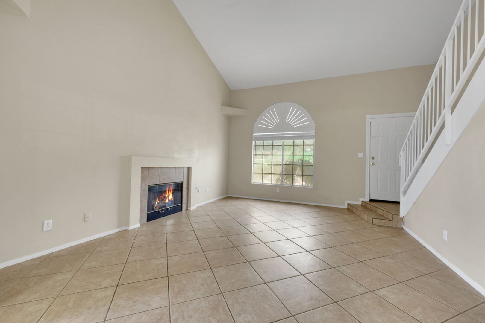 Bright And Spacious Two Story Home – photo 3