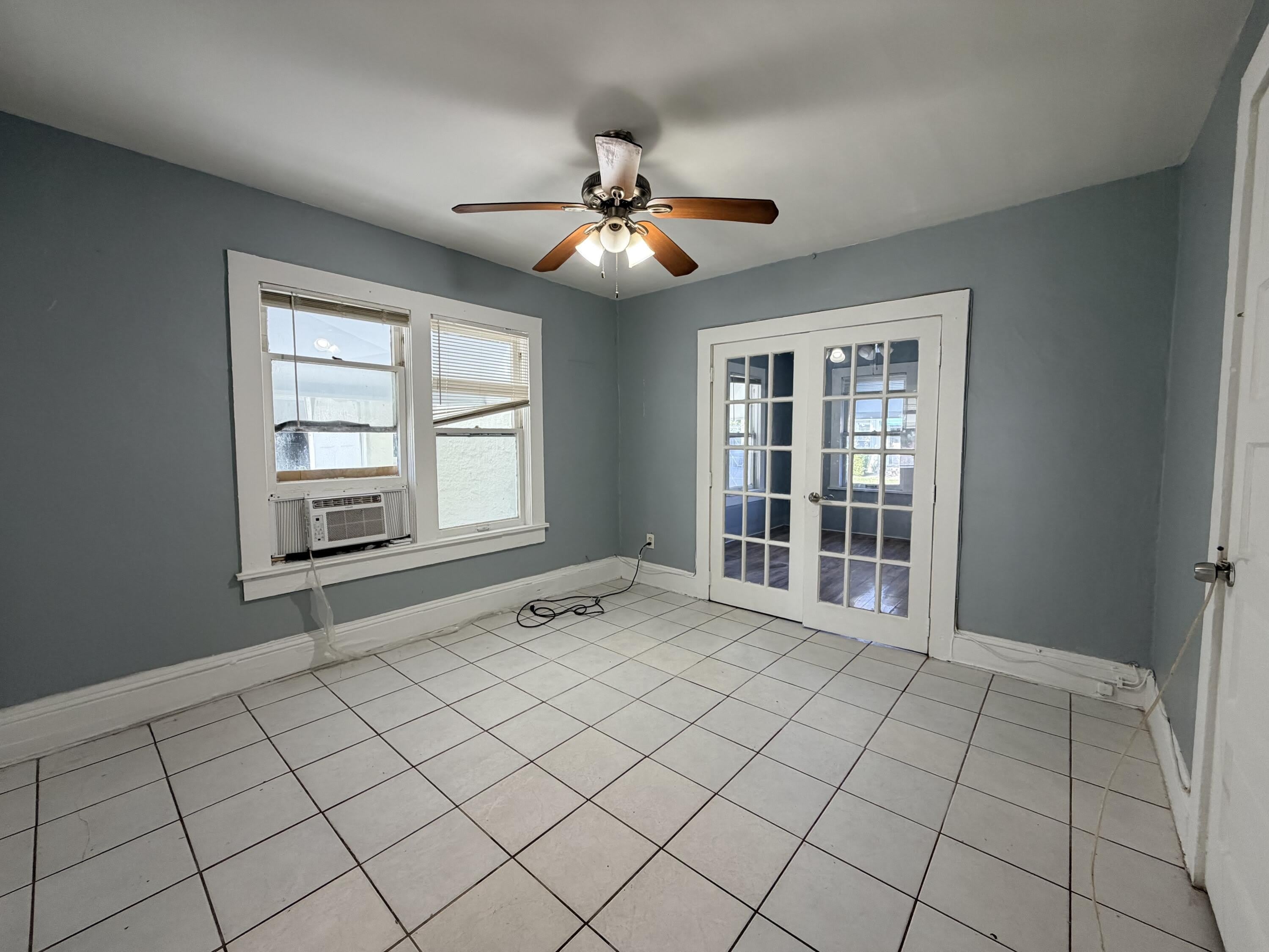 216 S 16th Avenue – photo 4