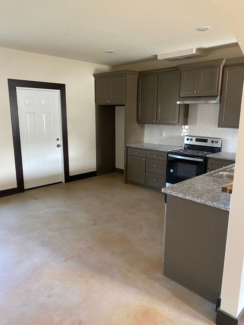 3/2 with Office Barndo on Large Lot – photo 4