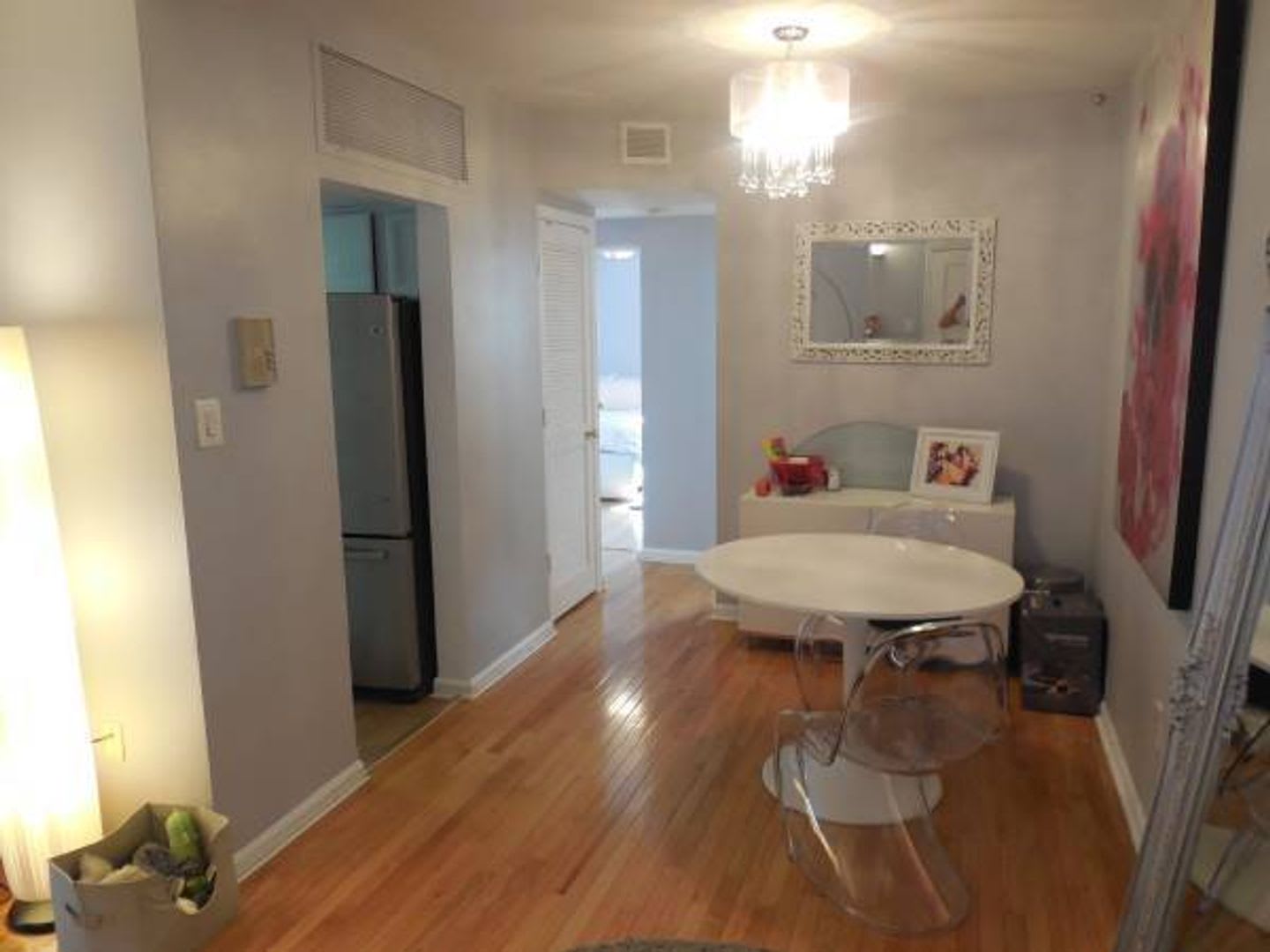 1 995 2Br 750Ft2 Glover Park 2 Bedroom 1 Bath Central Air Nice Kitchen Two Car Pkg 2610 Tunlaw Road Nw 1 Washington Dc – photo 3