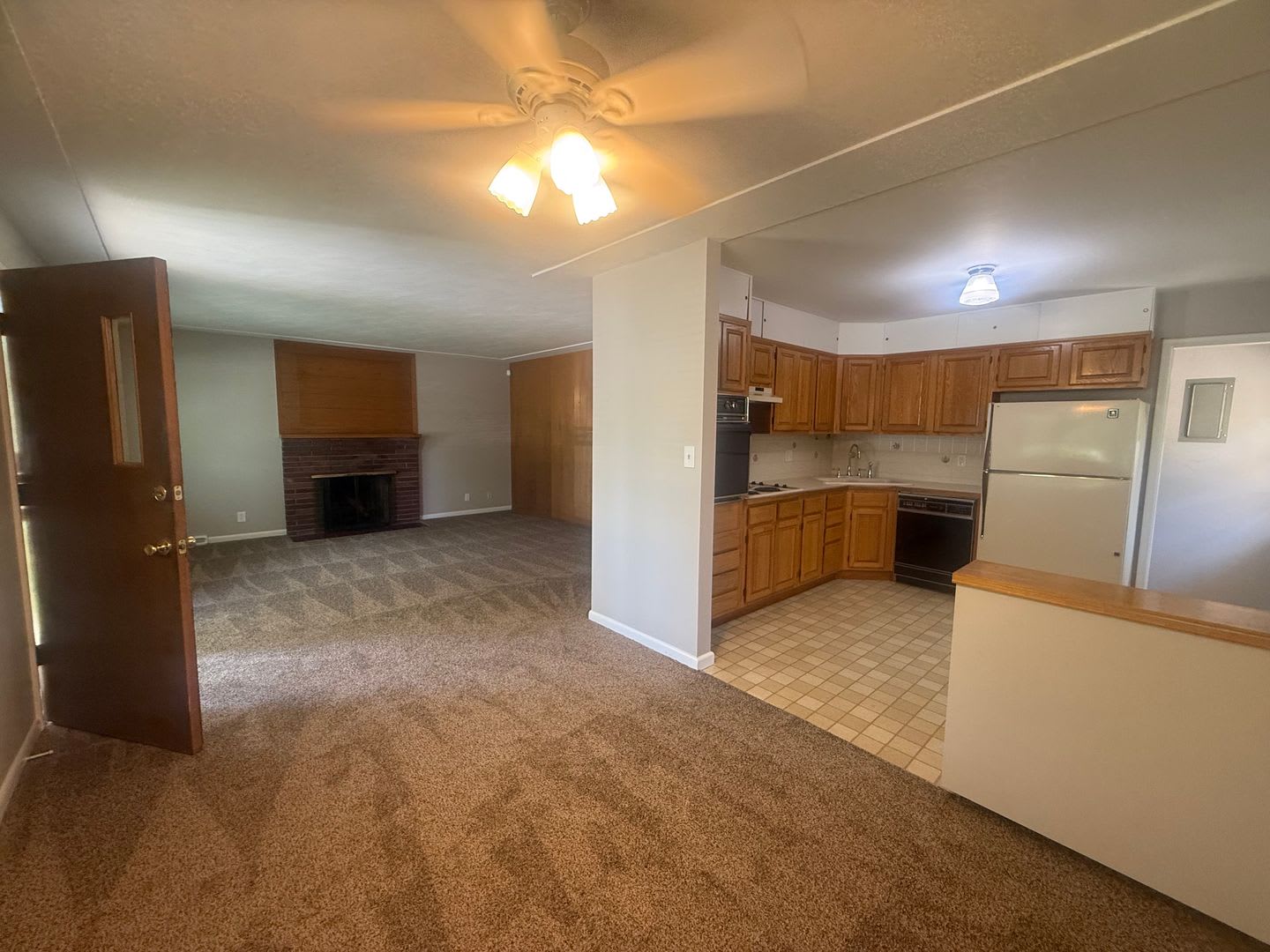 0 Deposit Option Spacious 5 Bedroom Home With Finished Basement 2 Car Garage – photo 5