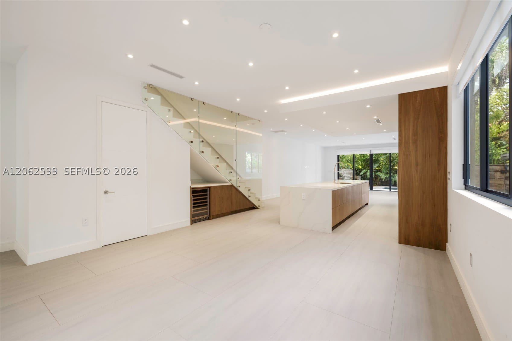 2992 Coconut Ave – photo 2