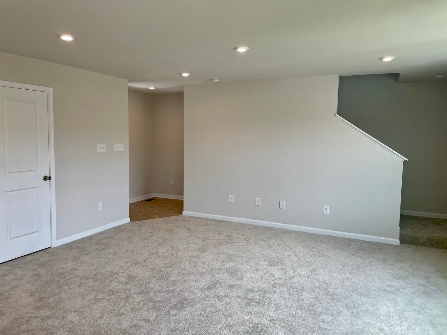 Gorgeous Locust Thicket Townhome – photo 4