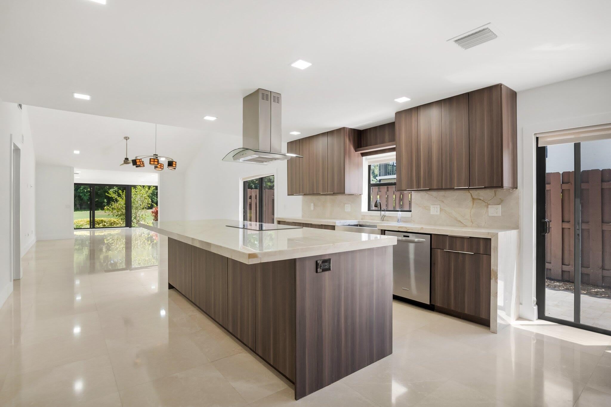 21922 Cypress Drive – photo 1
