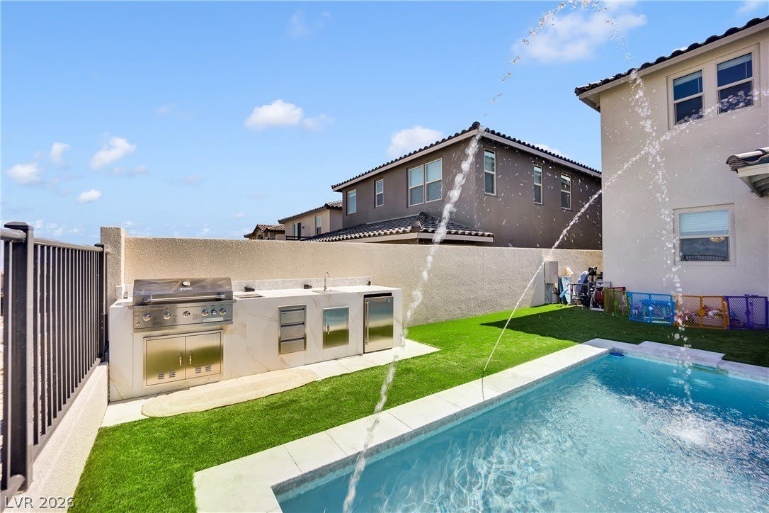 2252 Bird Of Prey Street – photo 3