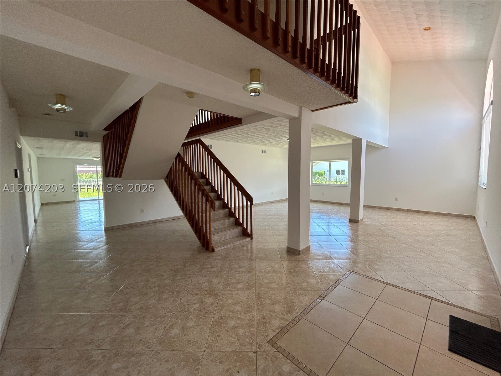 6611 SW 99th Ave – photo 4