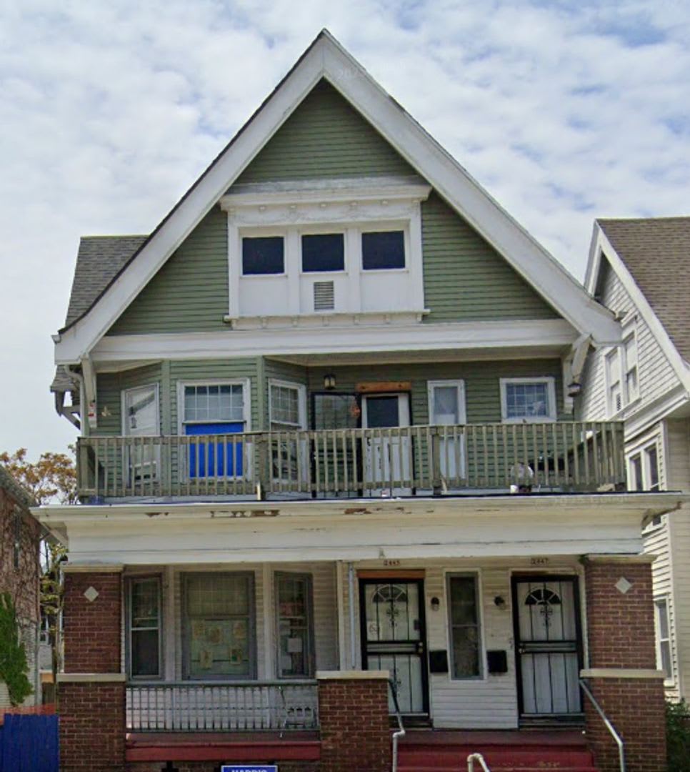 2445N39thy – photo 1
