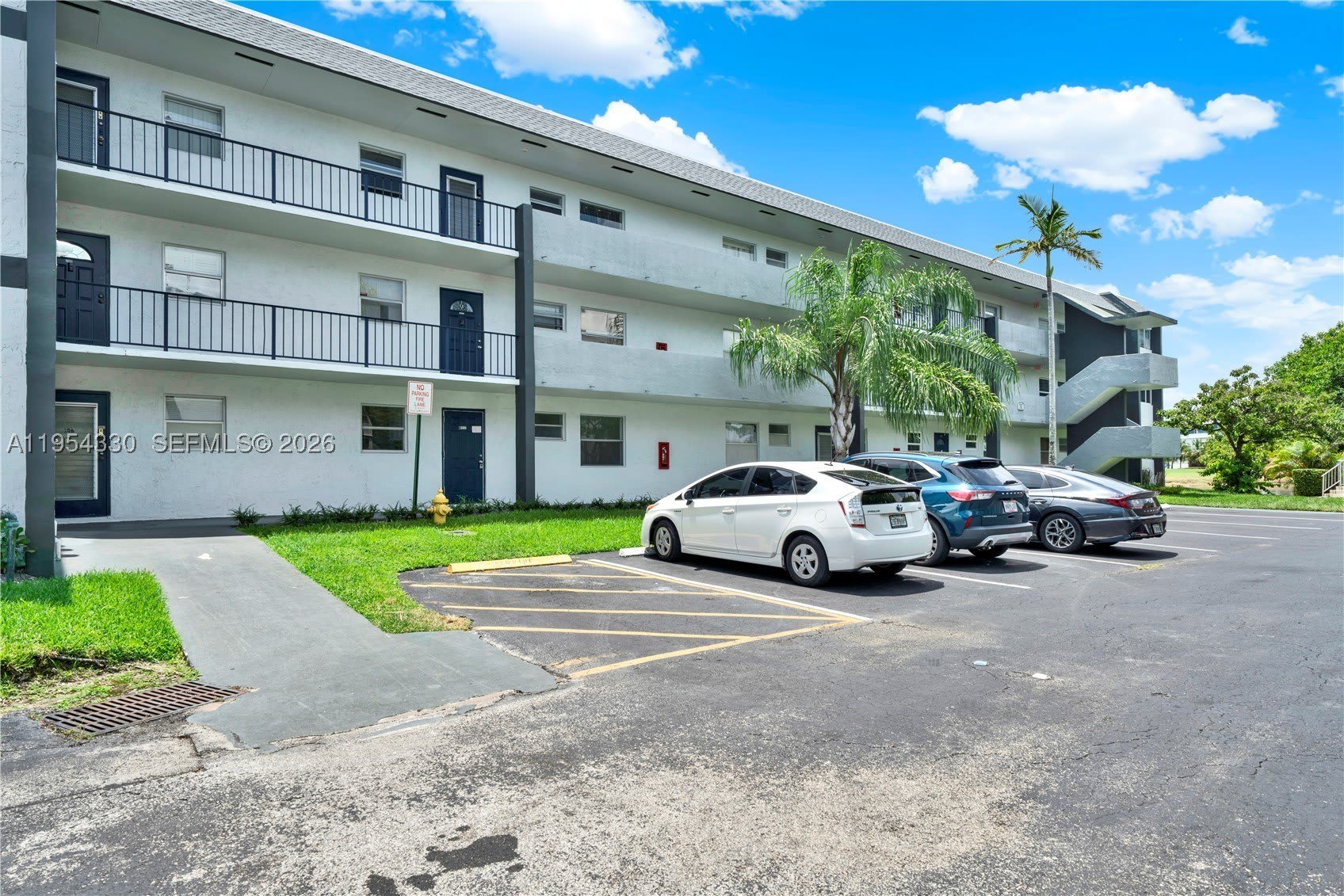 8320 Sands Point Blvd – photo 3