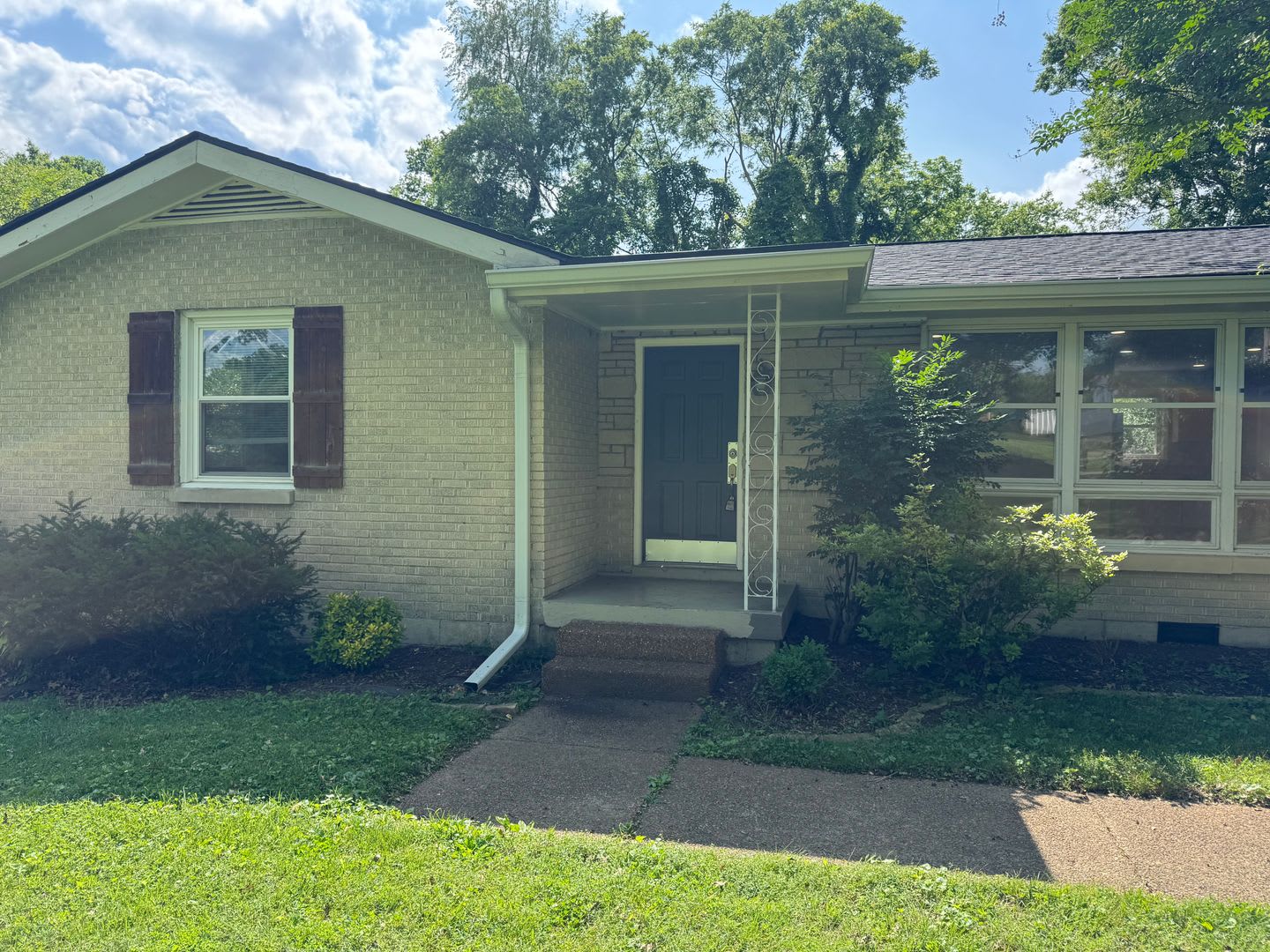Fabulous Home in Crieve Hall 4BR, 3BA Home – photo 3