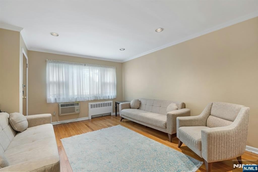201 Oakdene Place – photo 5