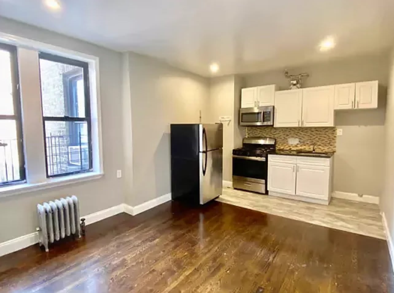 30 W 181st St – photo 2