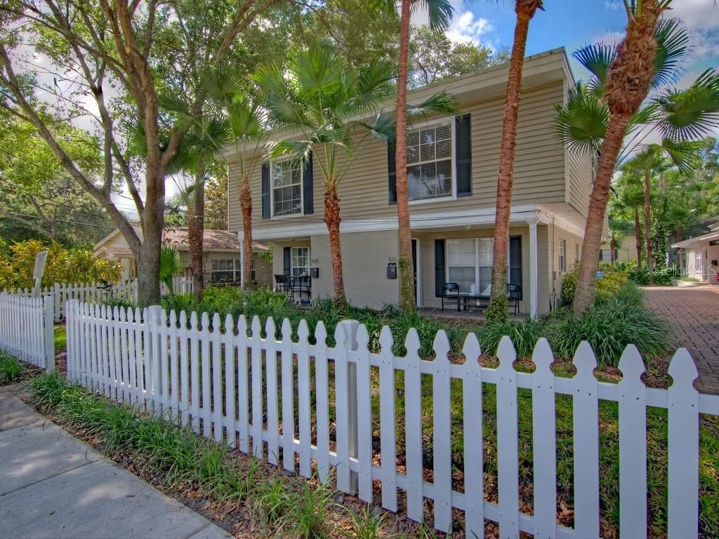 616 PALMER Street – photo 2