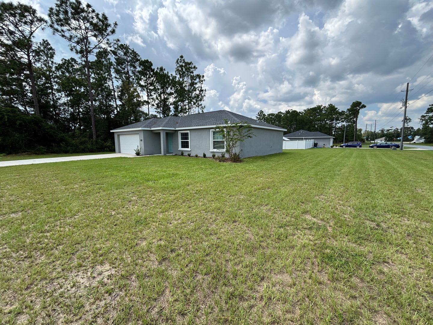 Beautiful corner Home in Marion Oaks – photo 2