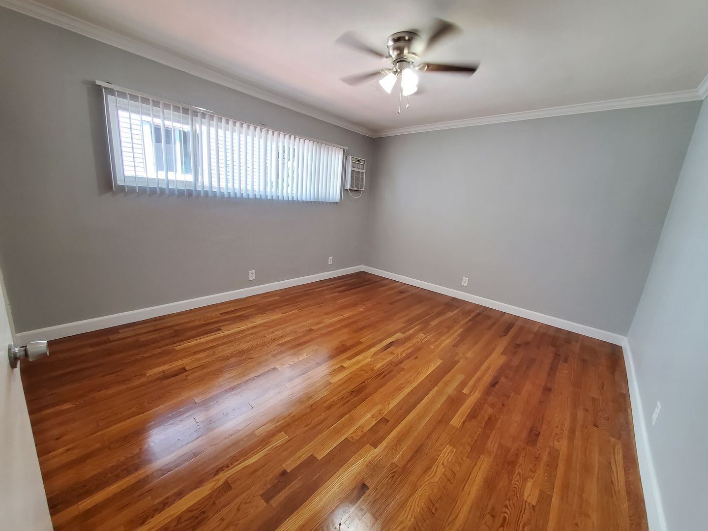 938 N. Spaulding Ave. – photo 4