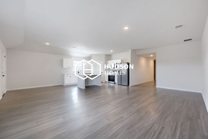 426 Rose Avenue – photo 5