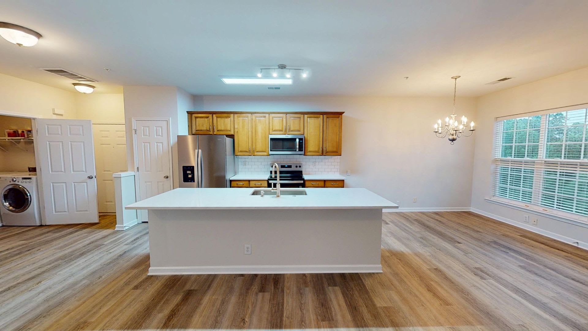 Recently updated condo in the heart of Ballantyne – photo 3