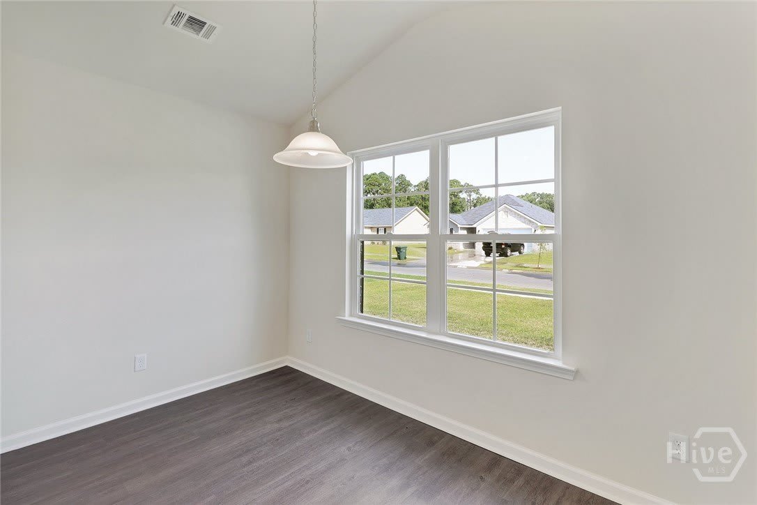 241 Willis Way – photo 4