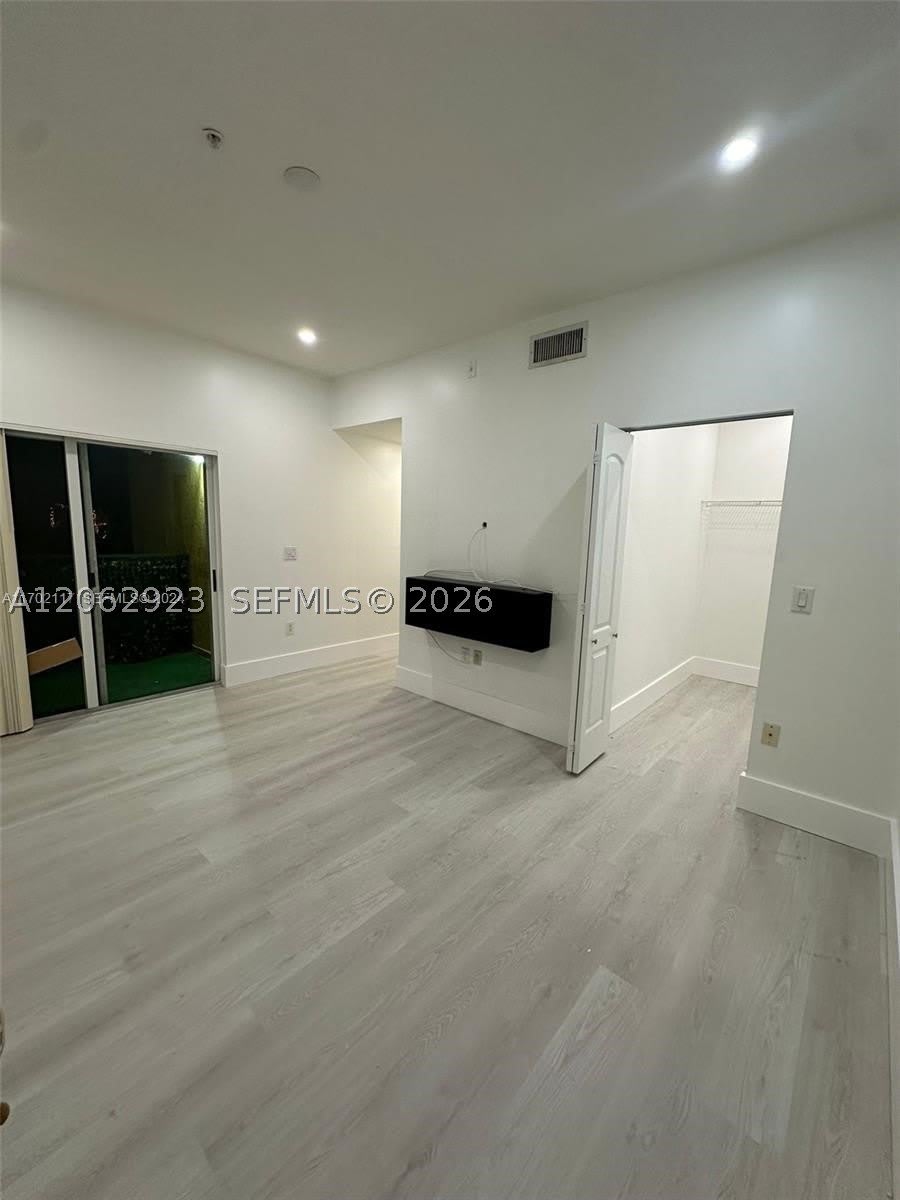 7260 NW 114th Ave – photo 3