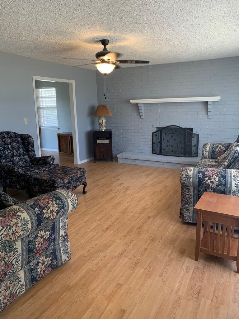 984 E Schirra Dr – photo 4
