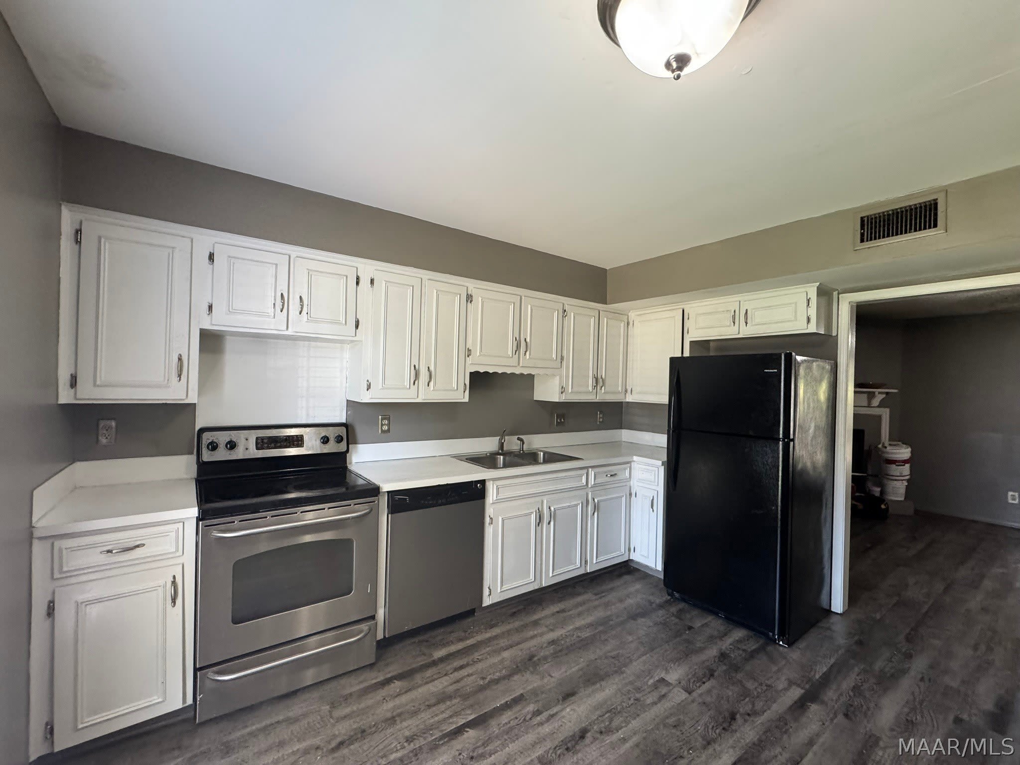 578 Hollow Wood Road – photo 5