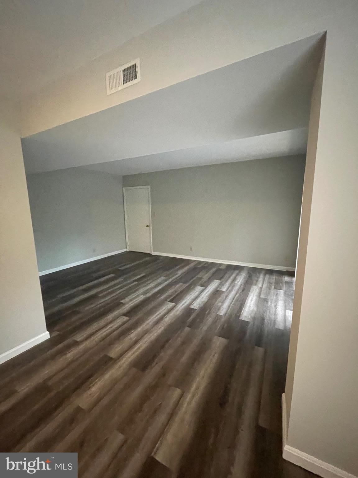 102 BUCKINGHAM Lane – photo 2