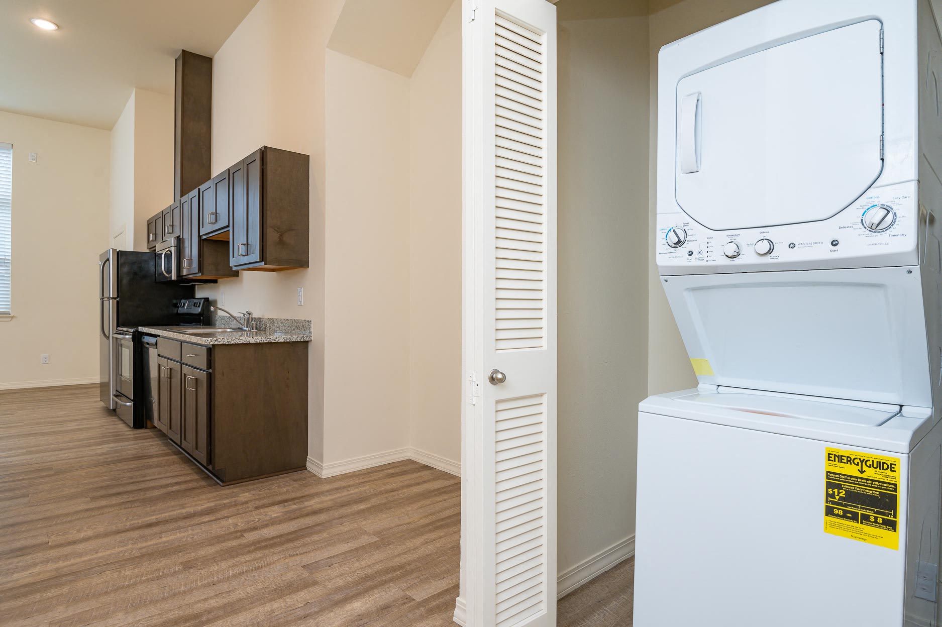 Midtown Apartments – photo 5