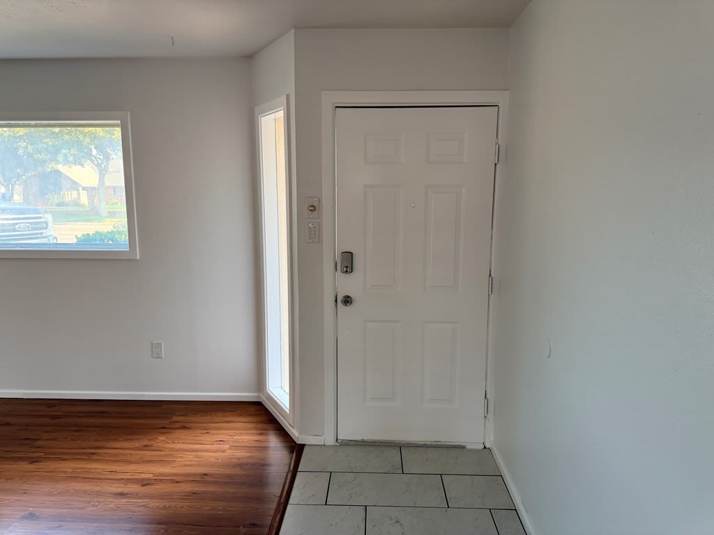 1215 Neely Ave – photo 3