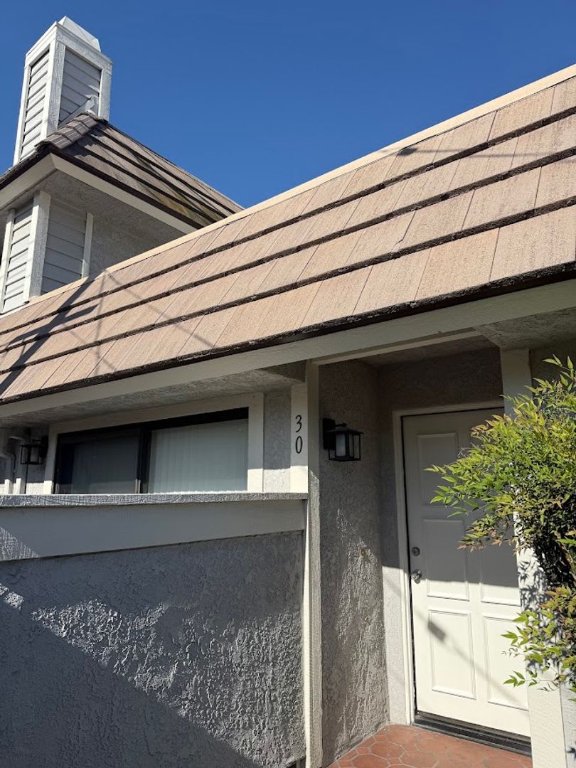 Beautiful 3 Bedroom, 2 Bathroom, Simi Valley Condominium, Ready for Move-In! – photo 2
