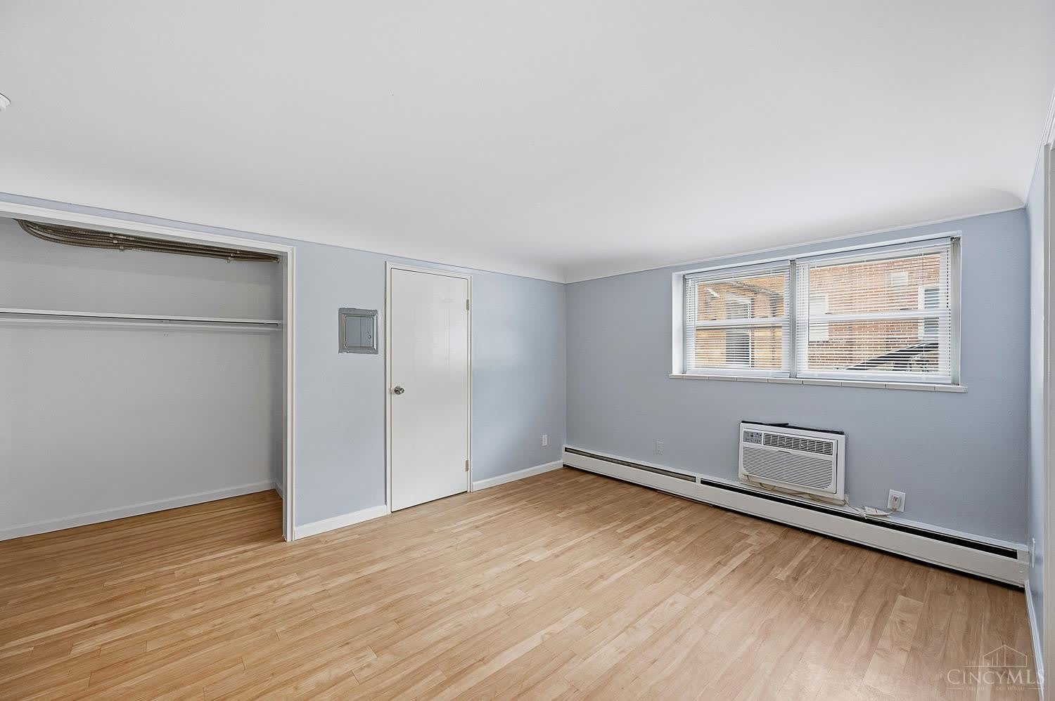 6469 Montgomery Road – photo 3