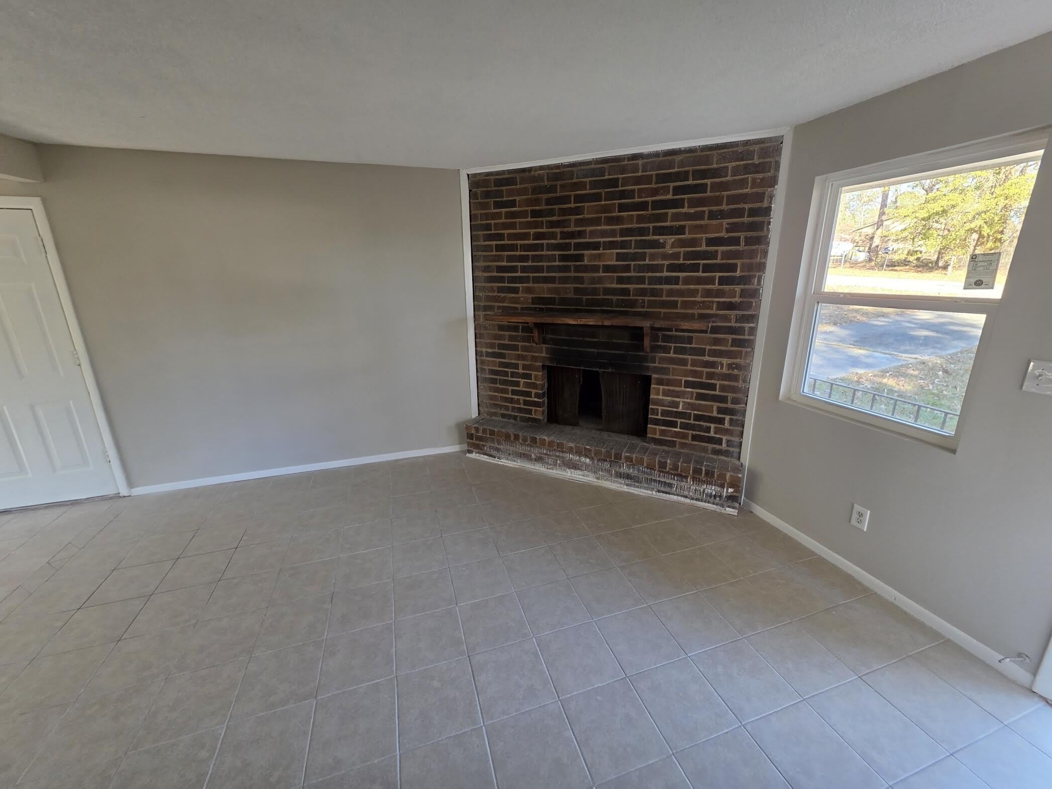4305 Parkwood Drive – photo 3