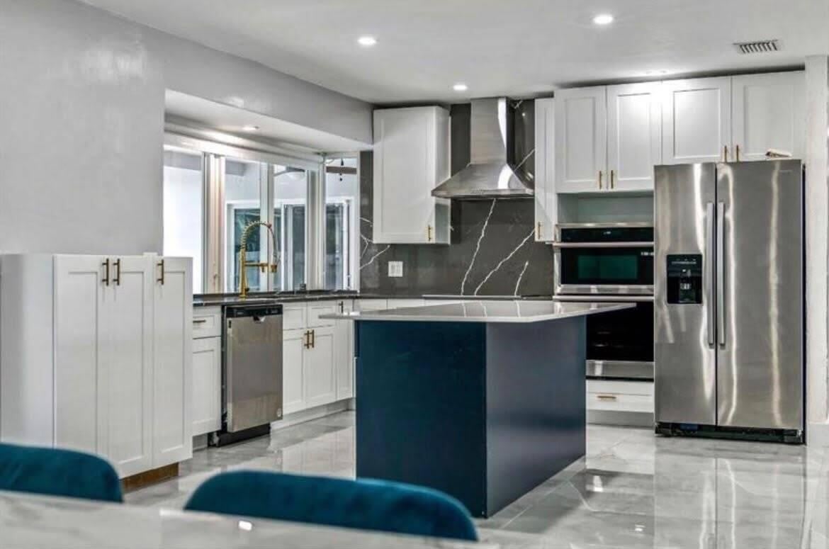 4811 HAYES Street – photo 2