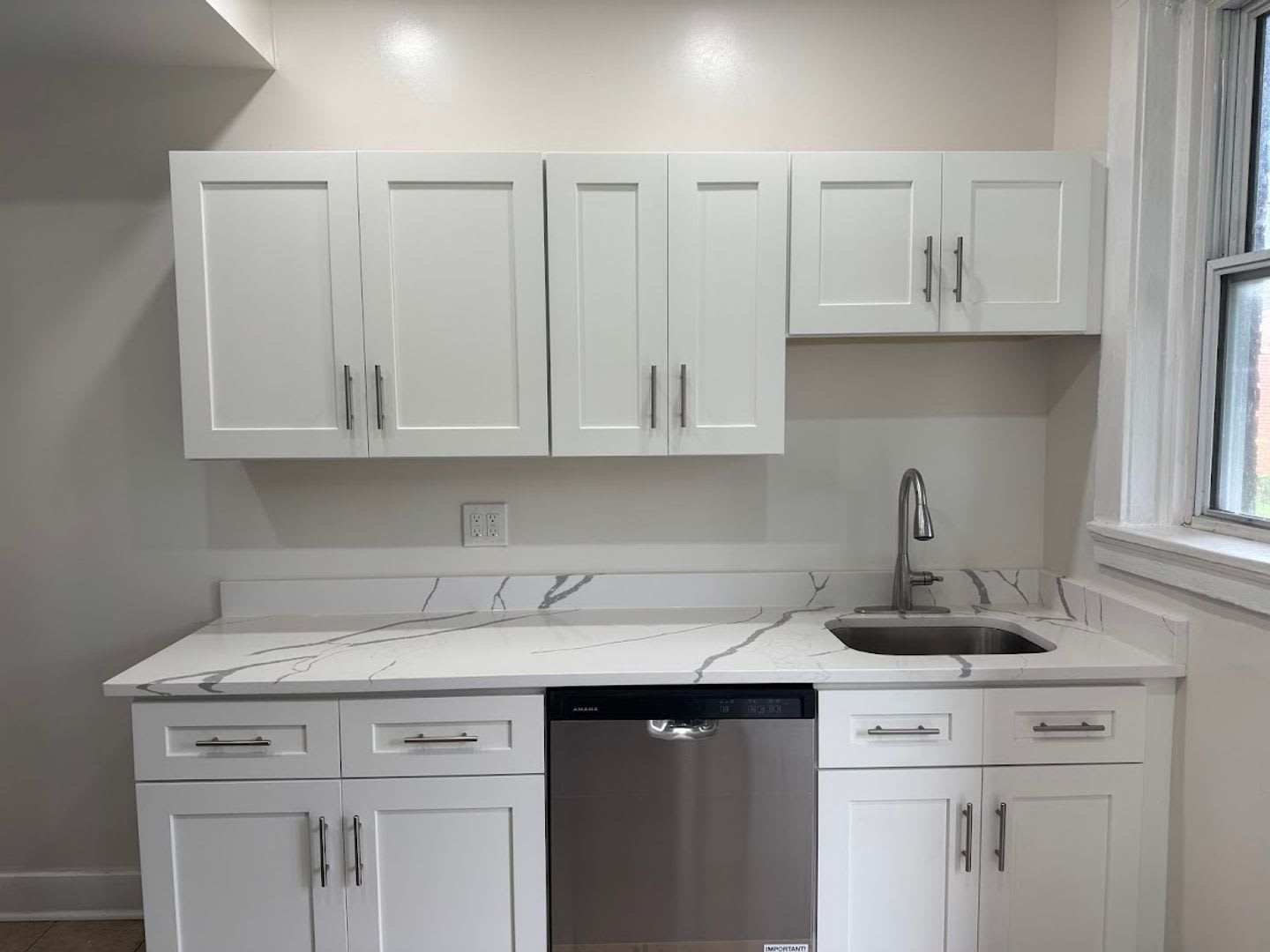 Renovated 3 Bedroom House With Air Conditioning – photo 4