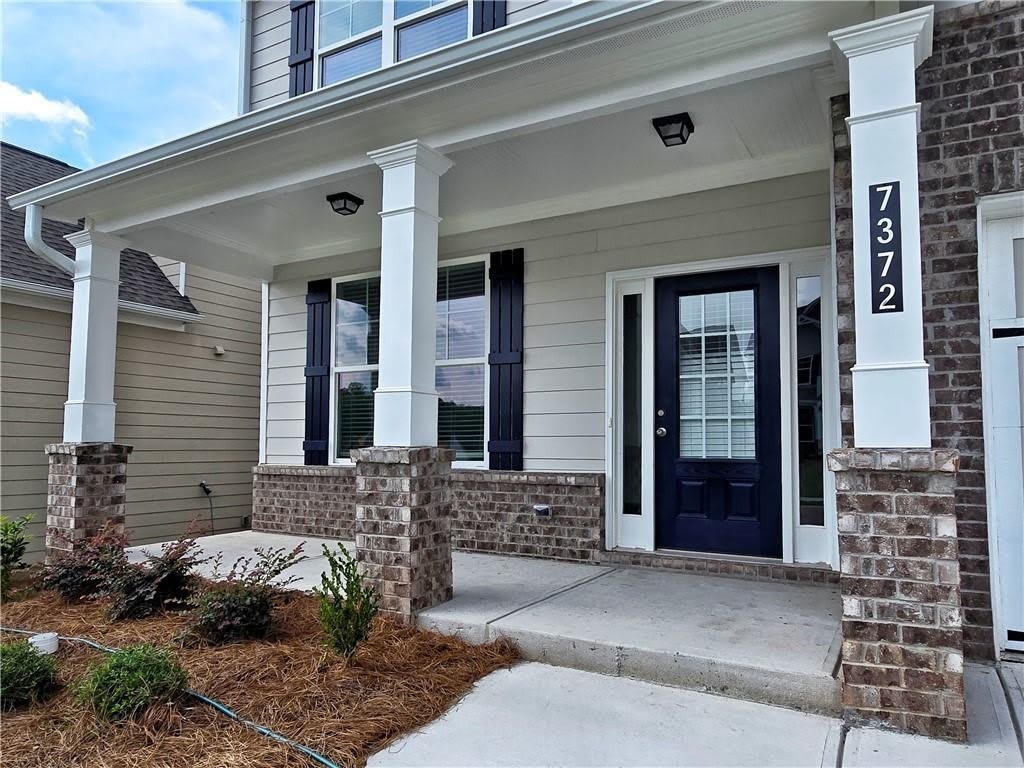 7372 Rocklin Lane – photo 2