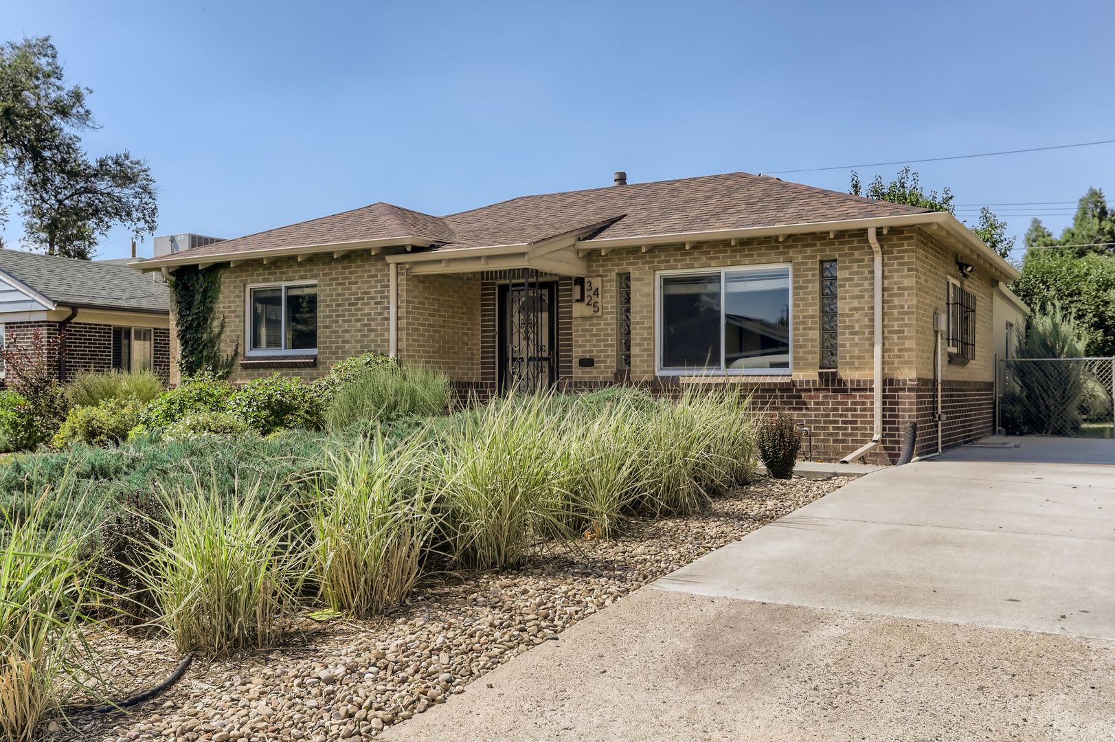 Amazing 4BR, 2BTH in Denver! – photo 1