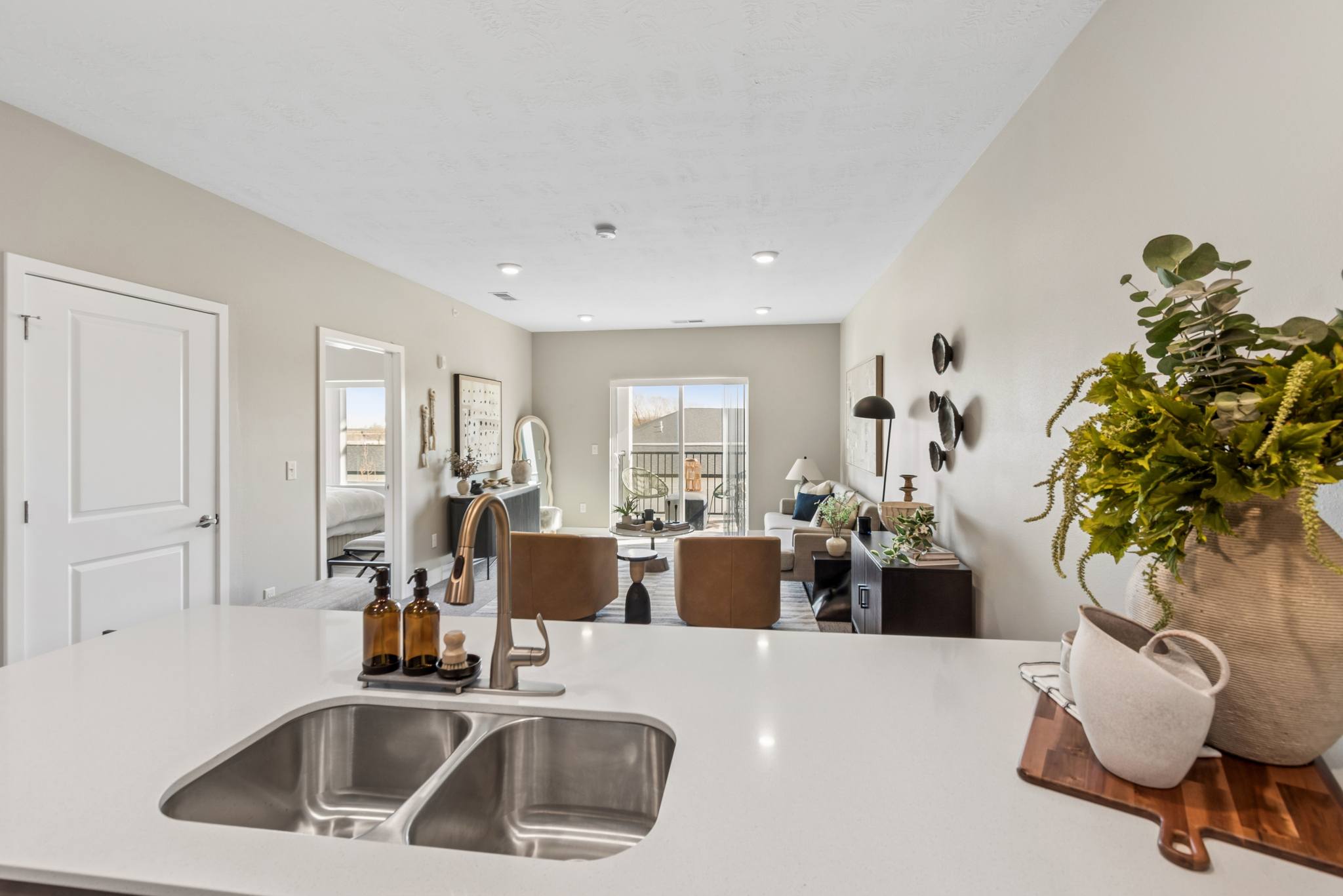RiverPointe Apartments – photo 2
