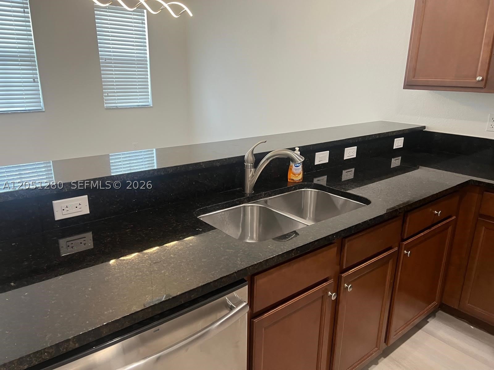 8760 NW 97th Ave – photo 3