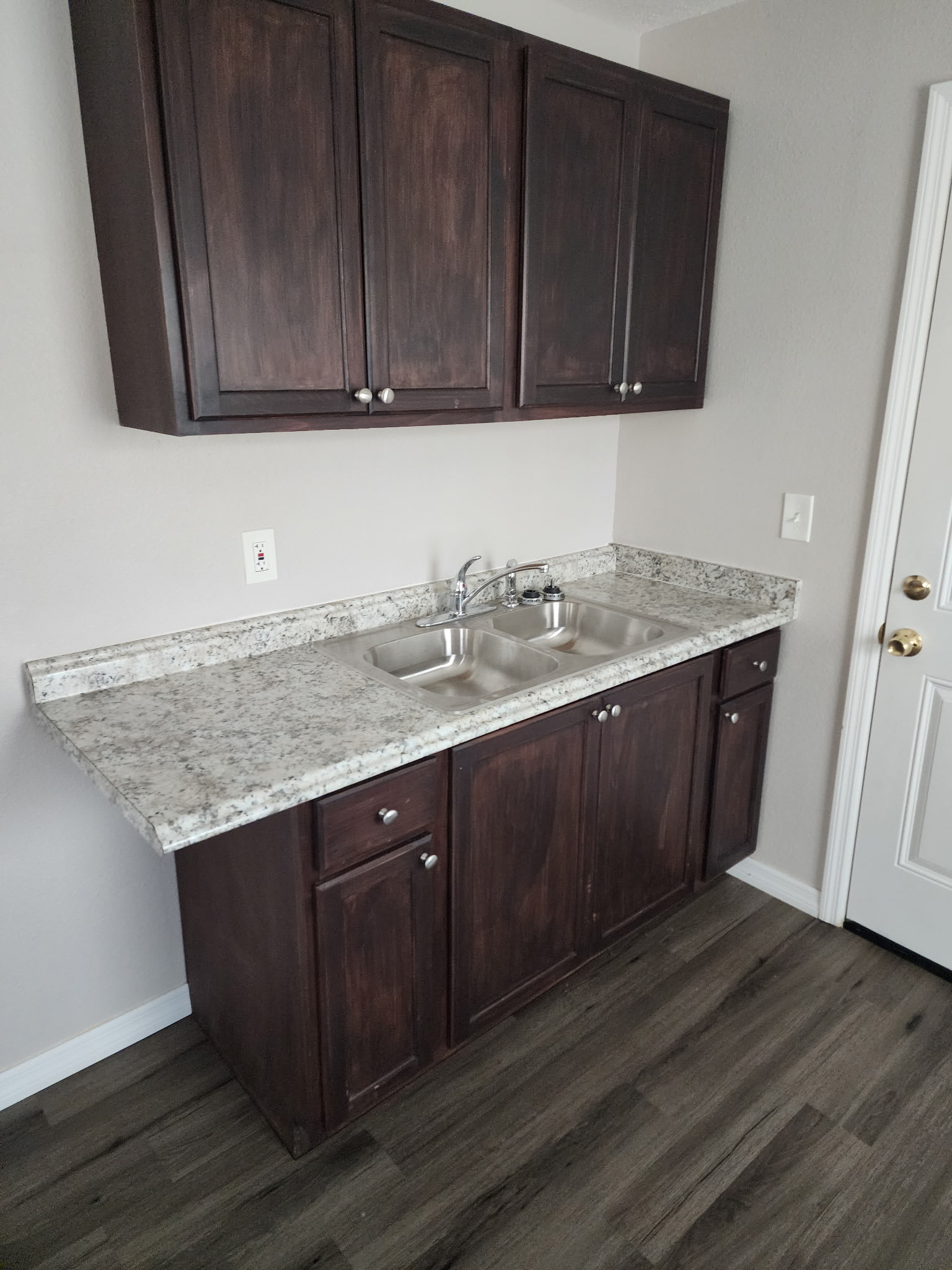 638 W Jackson St – photo 4