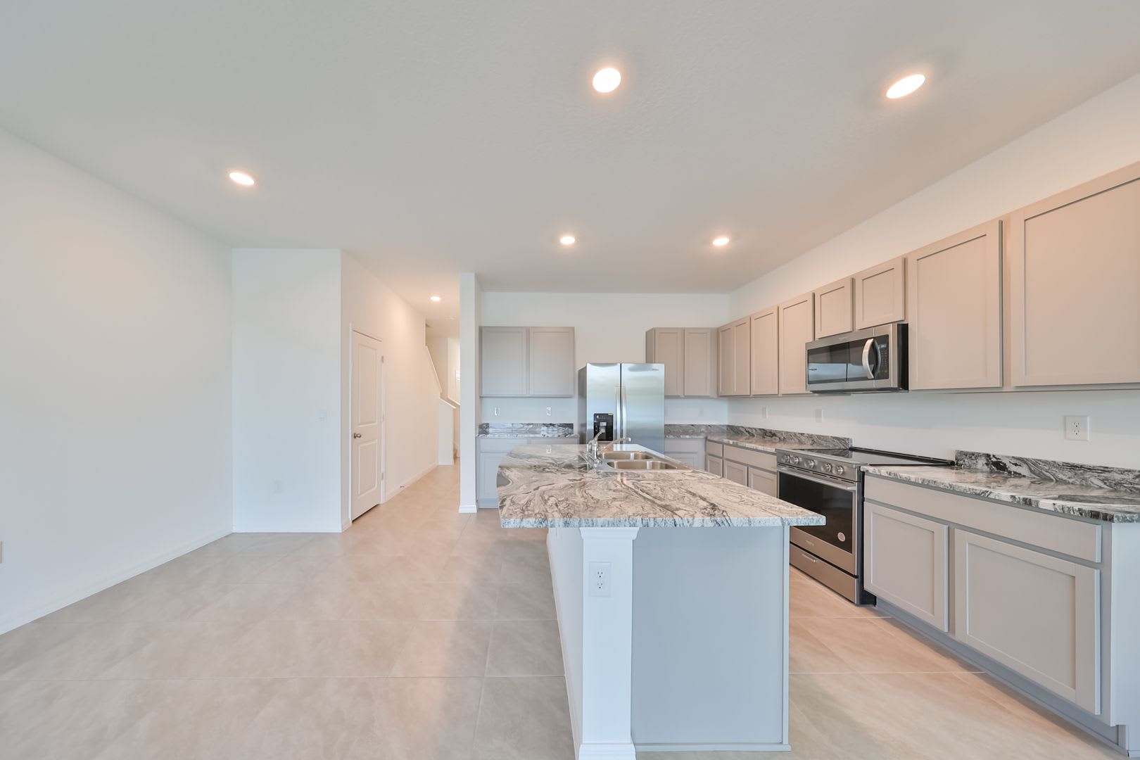 BEAUTIFUL APOLLO BEACH TOWNHOME – photo 4