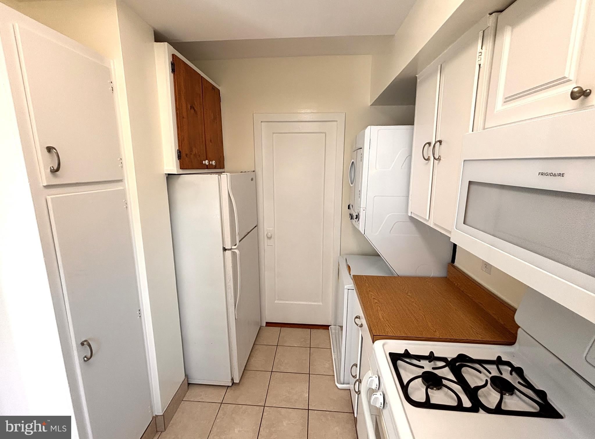 1643 PRESTON Road – photo 3