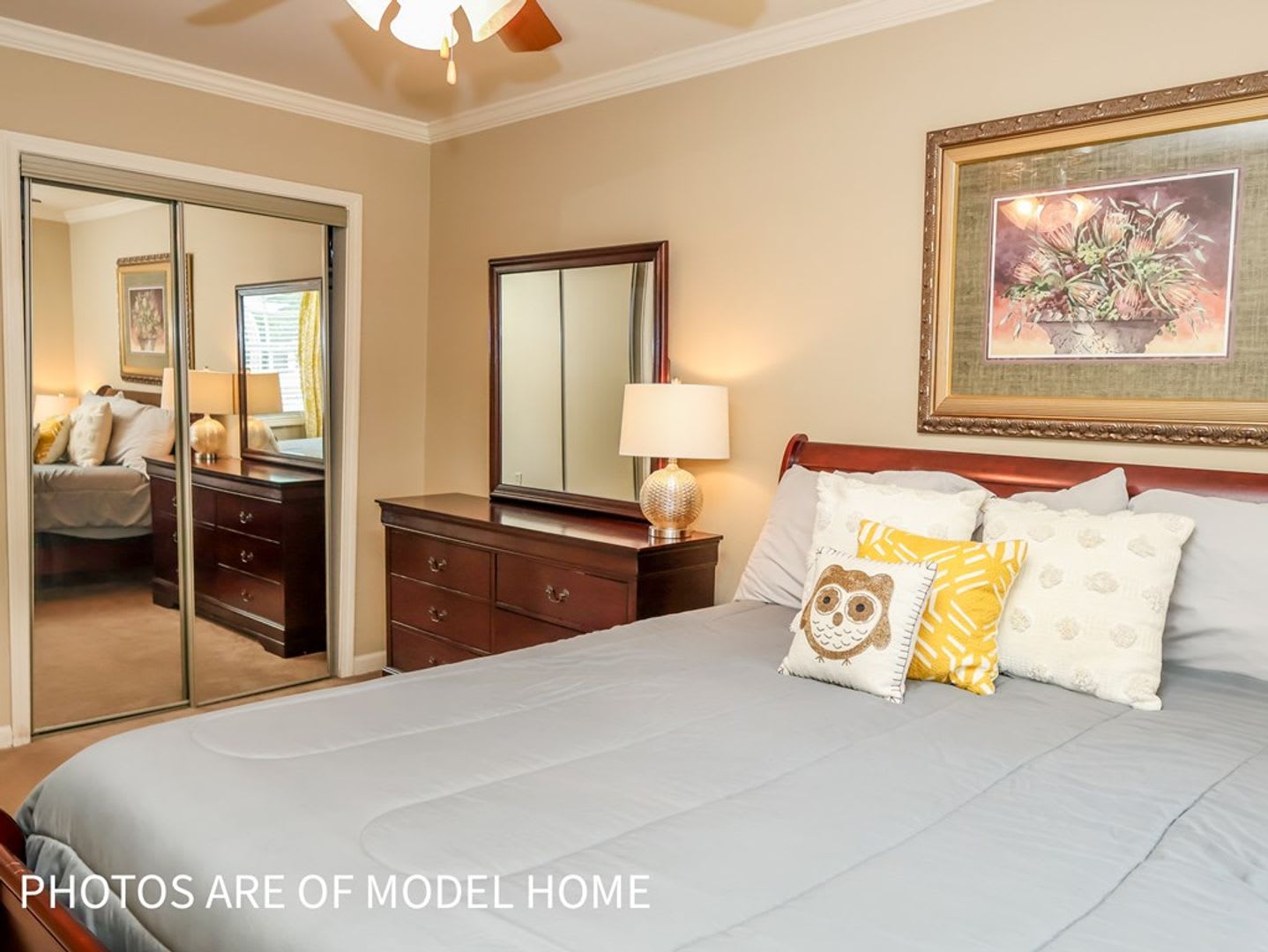 2 Bedroom 1 Bath Apartment Close to Campus! – photo 3