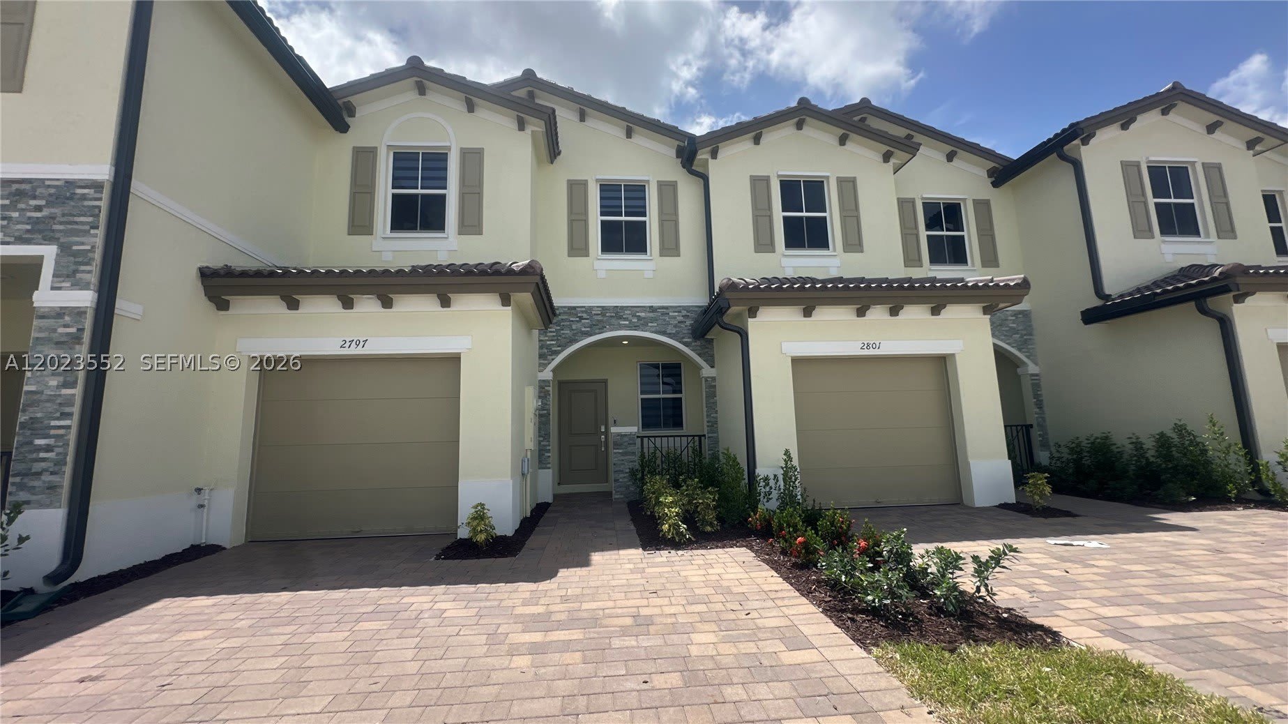 2797 SE 25th Ave. – photo 1