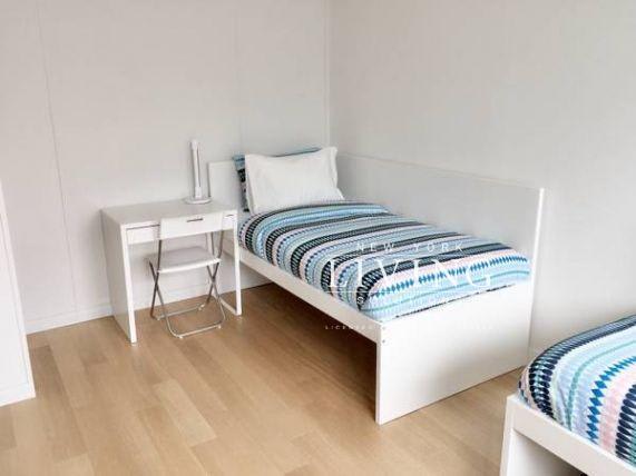 260 West 54th Street – photo 2
