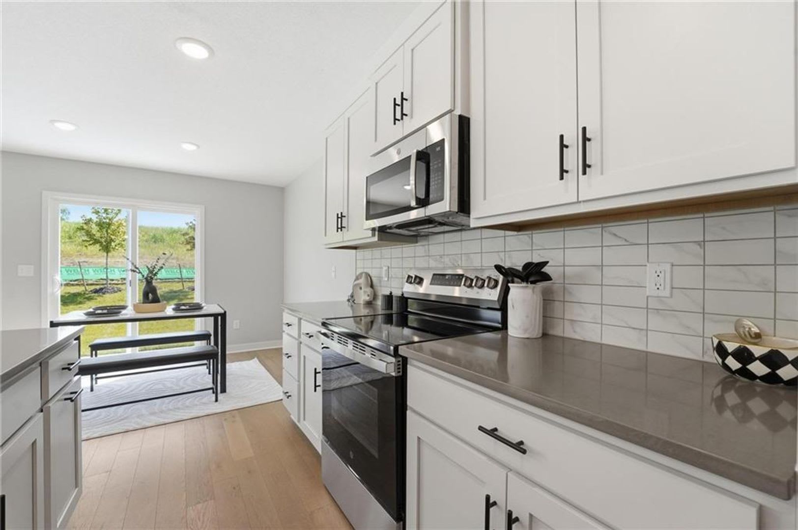 {707} Brand New Creekmoor 2 Story + Modern design & Finishes – photo 3