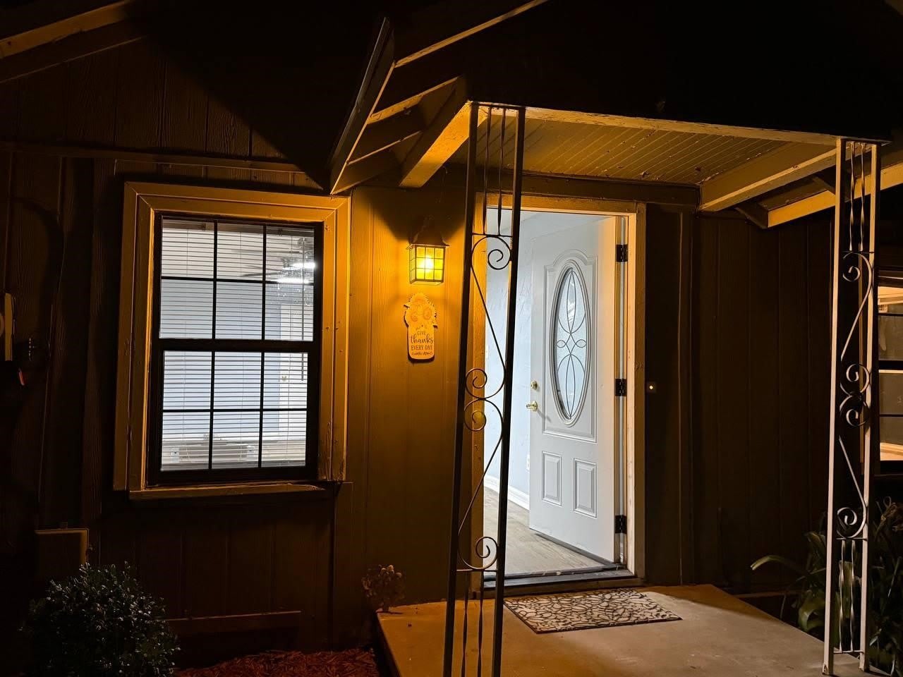 1100 Jackson Street N – photo 3