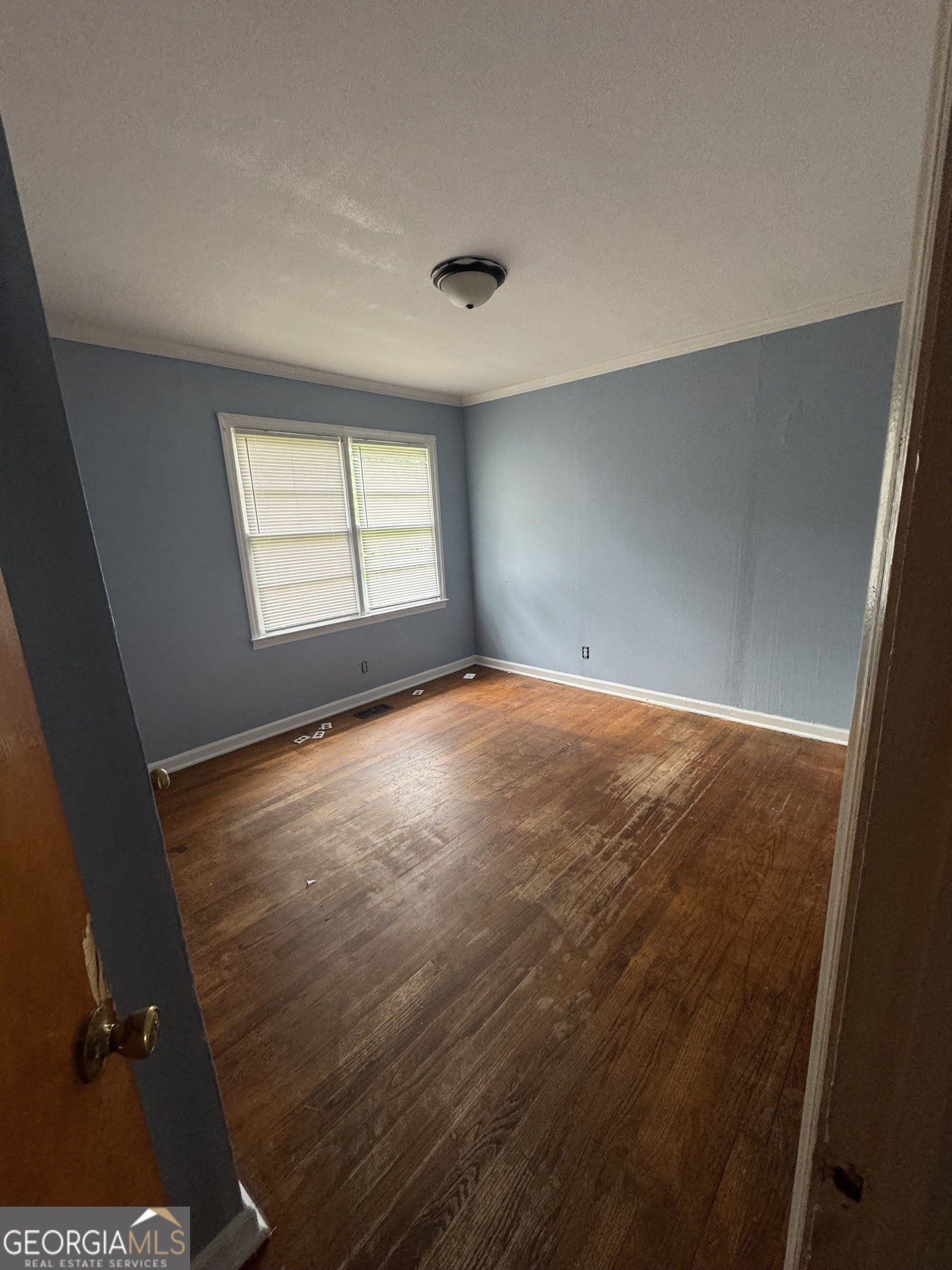 2117 Knightsbridge Road – photo 5