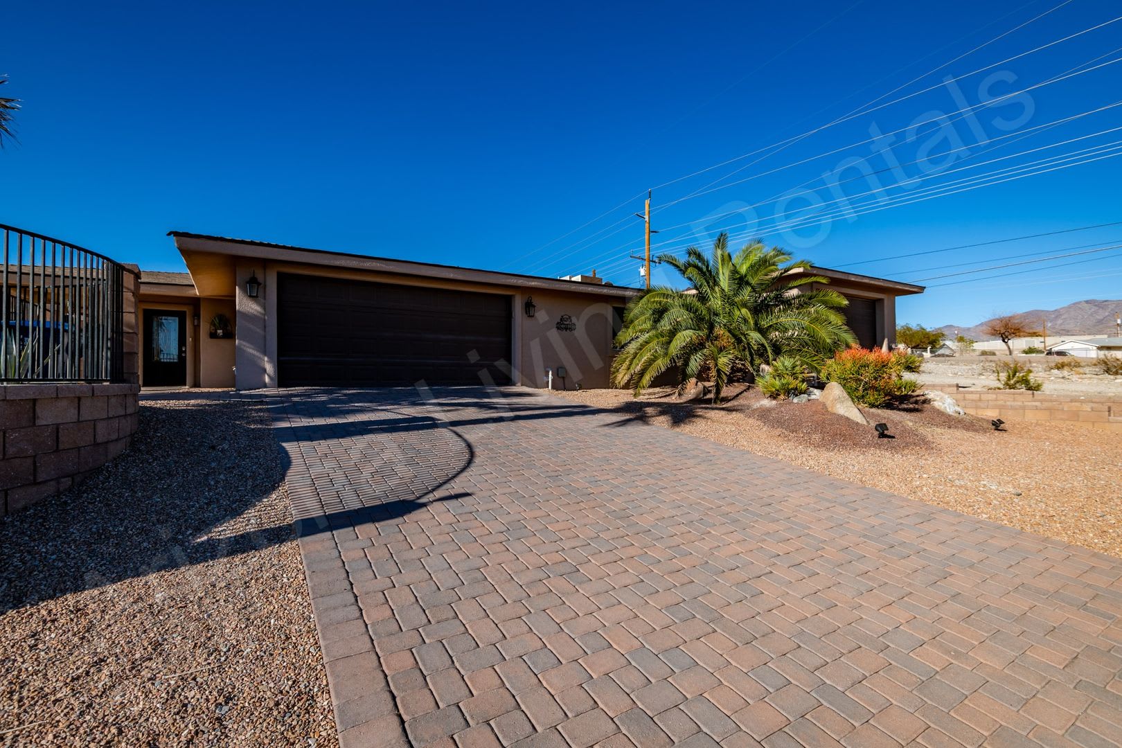 FURNISHED POOL HOME FOR NOVEMBER 2026-DECEMBER 2026 – photo 2