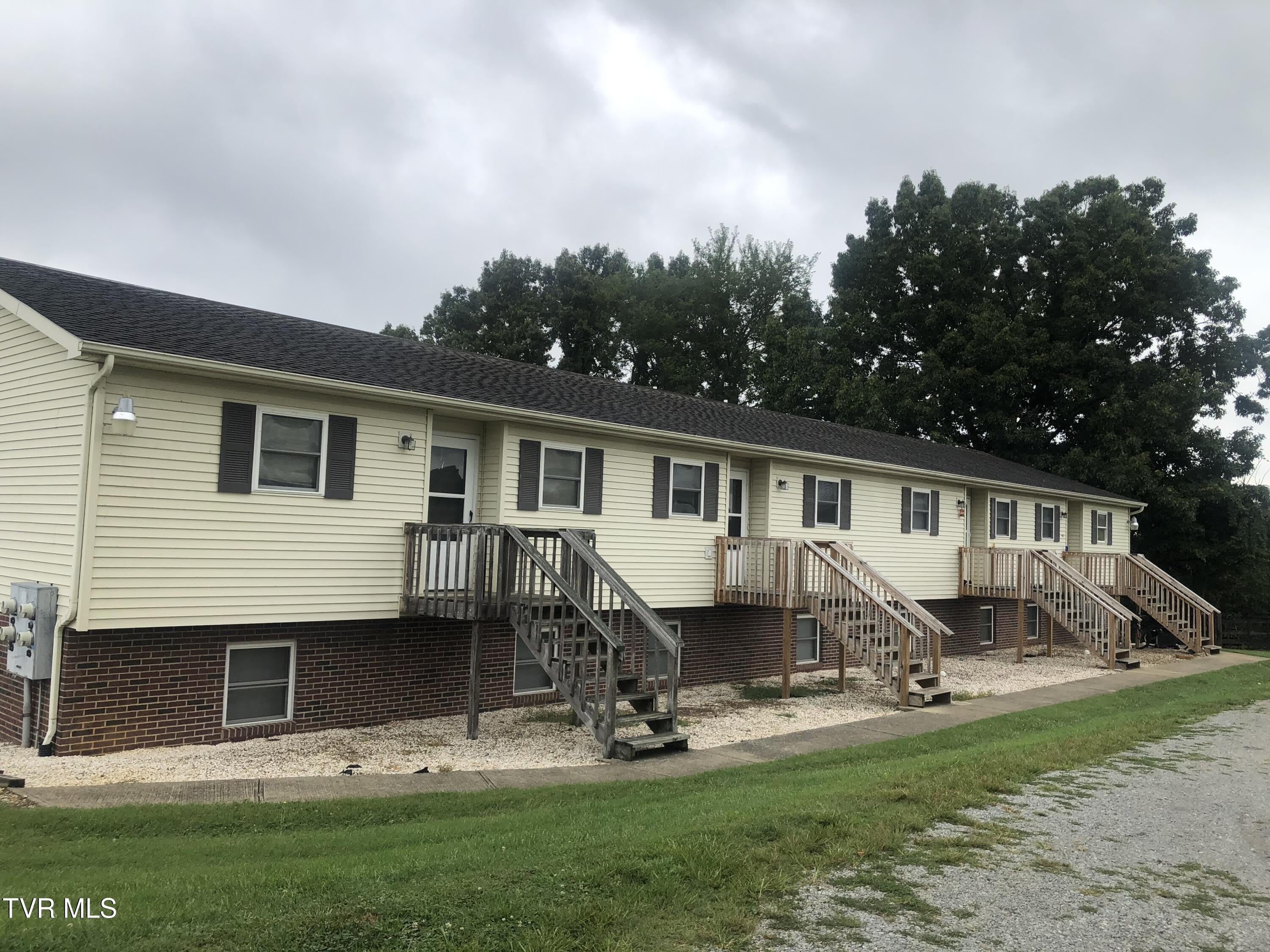 155 Mays Street – photo 1